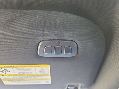 Used 2019 Ford F150 Platinum image 17