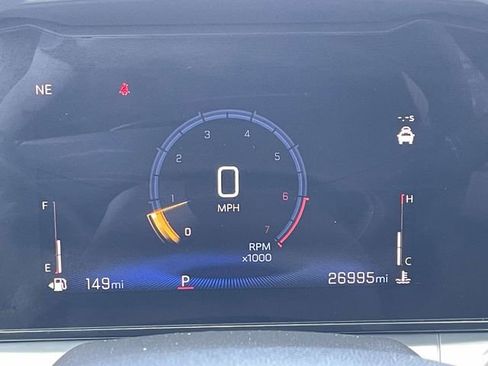 Used 2025 Chevrolet Trax LT image 22