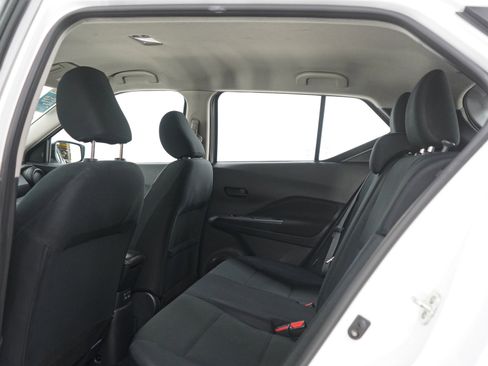 Used 2024 Nissan Kicks S FWD image 17