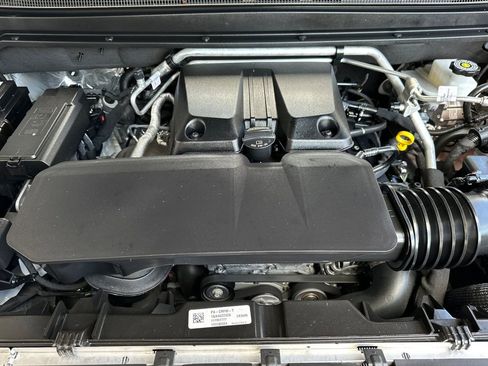 Used 2024 Chevrolet Colorado LT w/ LT Convenience Package image 23