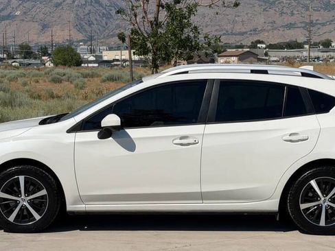 Used 2022 Subaru Impreza 2.0i Premium AWD/4WD image 4
