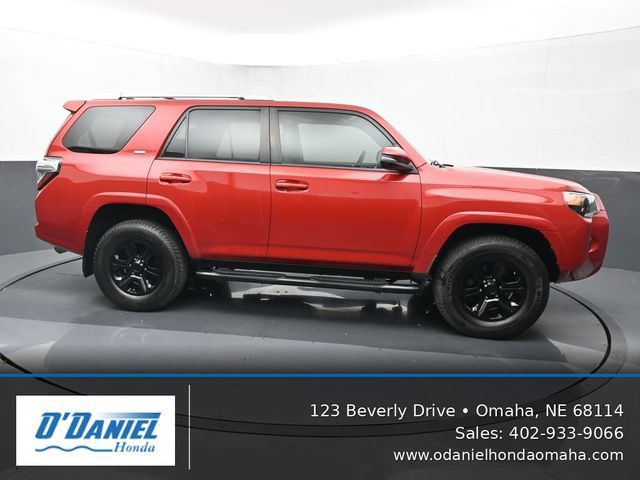 Used 2016 Toyota 4Runner SR5 Premium AWD/4WD image 7