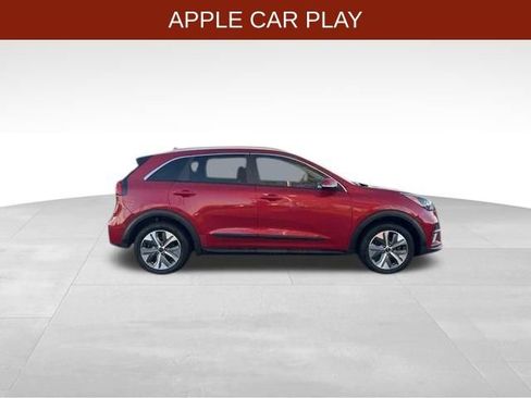 Used 2021 Kia Niro EX Premium w/ Cold Weather Package image 8