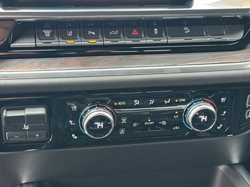 Used 2026 GMC Sierra 2500 SLT w/ SLT Premium Package image 30