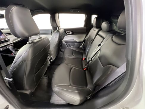 Used 2024 Jeep Compass Limited image 22