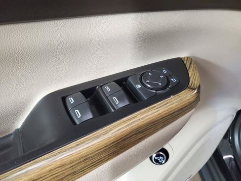 Used 2019 GMC Acadia Denali FWD image 14