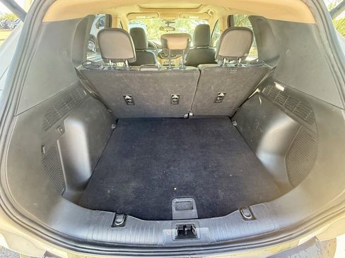 Used 2020 Ford Escape SEL image 15