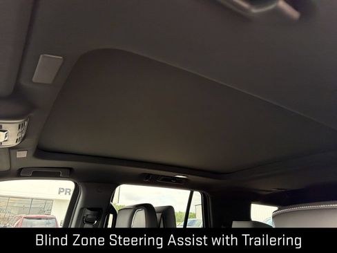 New 2026 GMC Yukon AT4 Ultimate AWD/4WD image 19