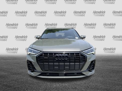 Used 2025 Audi Q3 2.0T Premium w/ Convenience Package AWD/4WD image 3