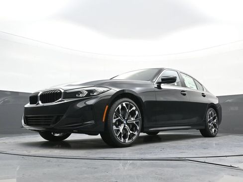 New 2026 BMW 330i xDrive Sedan w/ Convenience Package image 24