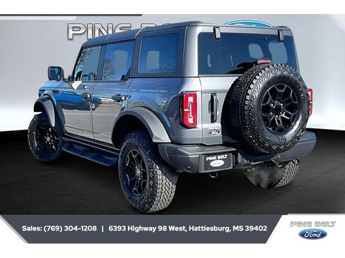 New 2026 Ford Bronco Badlands AWD/4WD image 2