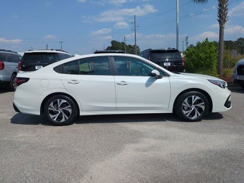Used 2024 Subaru Legacy Premium AWD/4WD image 3