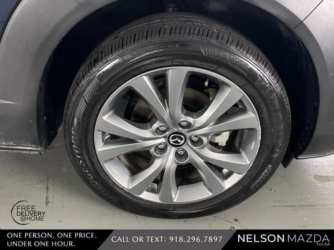 Certified 2025 MAZDA CX-30 AWD 2.5 S w/ Preferred Package image 14