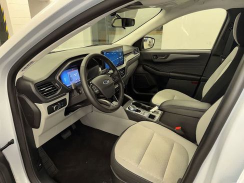 Used 2025 Ford Escape Active w/ Tech Pack #1 AWD/4WD image 29