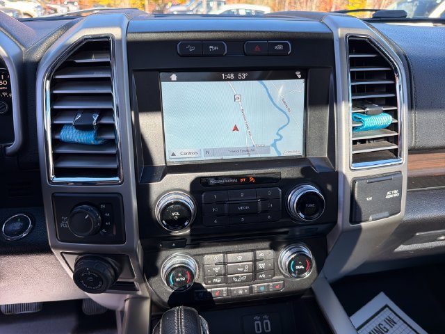 Used 2016 Ford F150 Lariat w/ Equipment Group 502A Luxury AWD/4WD image 20