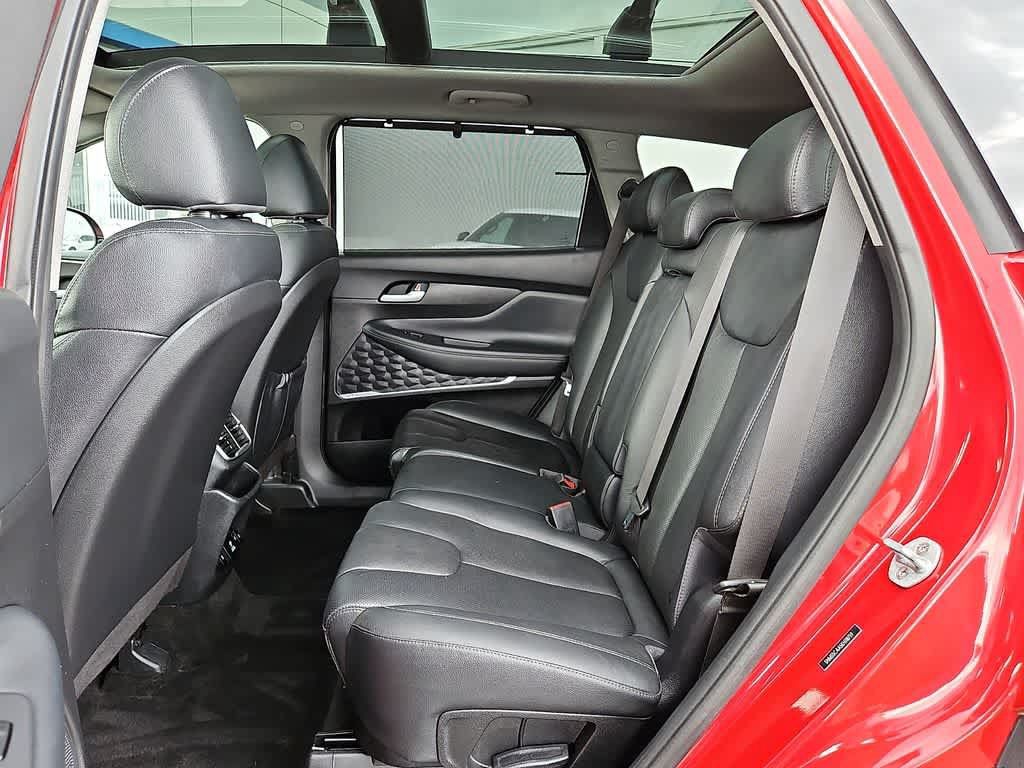 Used 2019 Hyundai Santa Fe AWD w/ Cargo Package image 9