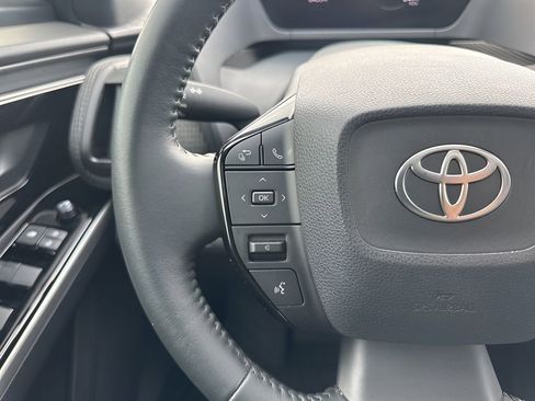 Used 2024 Toyota bZ4X XLE w/ Weather Package image 15