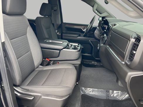 Used 2024 Chevrolet Silverado 1500 LT image 61