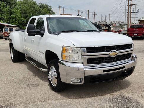 Used 2009 Chevrolet Silverado 3500 LTZ image 6