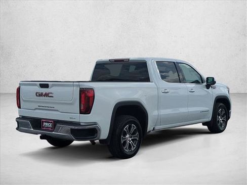 Certified 2025 GMC Sierra 1500 SLT RWD image 5