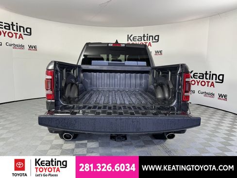 Used 2023 RAM 1500 Laramie AWD/4WD image 17