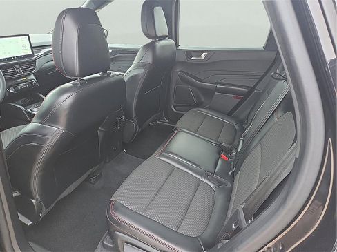 Used 2023 Ford Escape ST-Line w/ Tech Pack #1 image 9