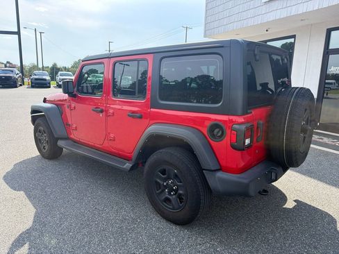 Used 2024 Jeep Wrangler Unlimited Sport AWD/4WD image 7