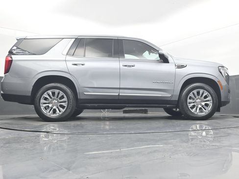 Used 2025 GMC Yukon Denali RWD image 36