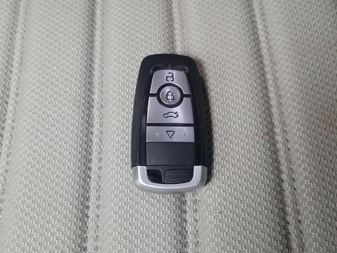 Used 2019 Ford Fusion S FWD image 32