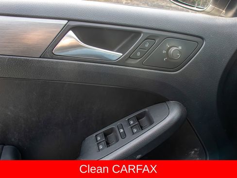 Used 2016 Volkswagen Jetta Sport image 21