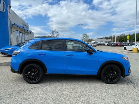 New 2026 Honda HR-V Sport image 2
