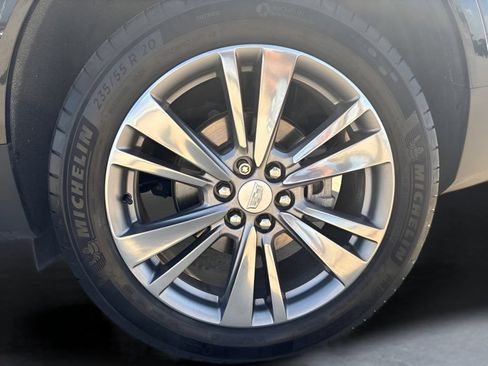 Used 2025 Cadillac XT5 Premium Luxury w/ Technology Package AWD/4WD image 35