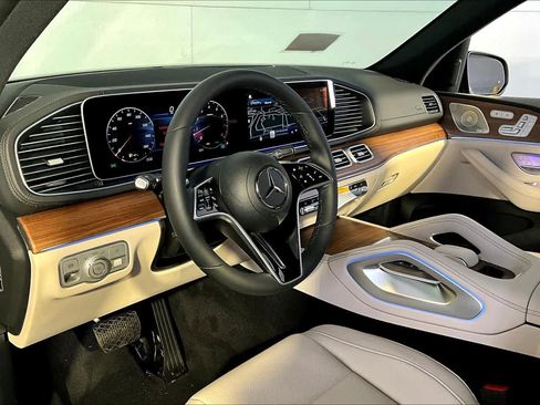 New 2026 Mercedes-Benz GLE 350 4MATIC image 9