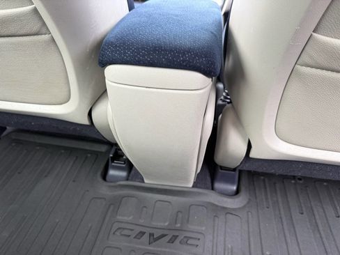 Used 2007 Honda Civic Hybrid Sedan image 38