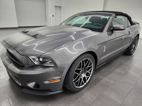 Used 2011 Ford Mustang Shelby GT500 w/ SVT Performance Pkg RWD image 7