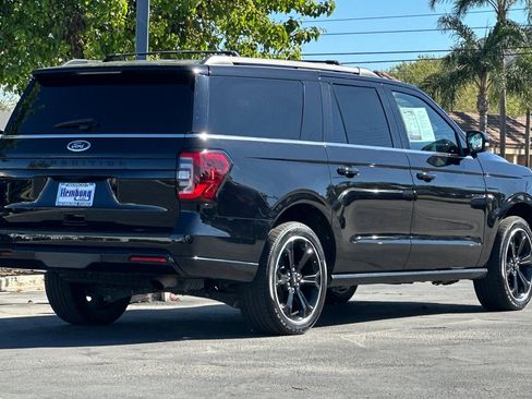 Used 2022 Ford Expedition Max Limited image 4