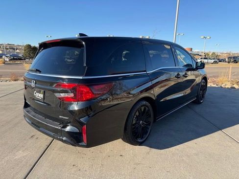 Used 2025 Honda Odyssey Sport-L image 8