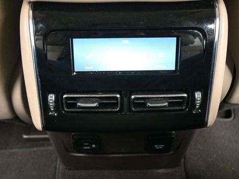 Used 2020 Lincoln Aviator Grand Touring w/ Elements Package Plus AWD/4WD image 21