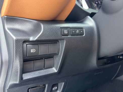 Used 2023 Lexus IS 300 w/ Comfort Package image 34