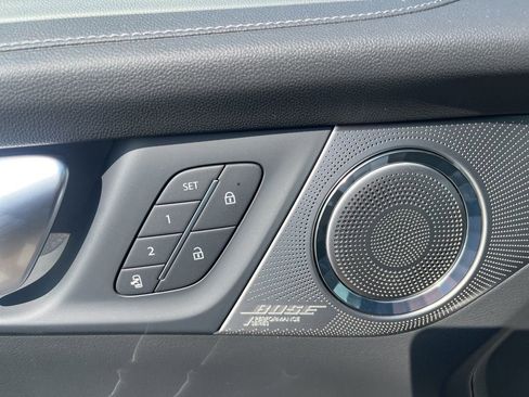 New 2026 Buick Enclave Avenir w/ Super Cruise Package AWD/4WD image 14