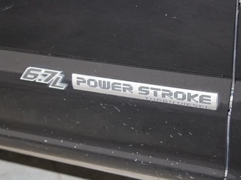 Used 2022 Ford F250 Platinum AWD/4WD image 13