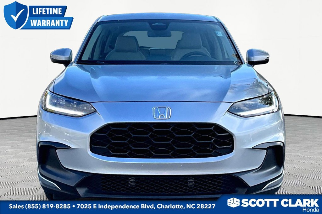 Used 2025 Honda HR-V LX image 2