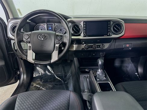 Used 2022 Toyota Tacoma SR5 image 16