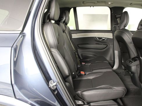 New 2025 Volvo XC90 B6 Ultra image 11