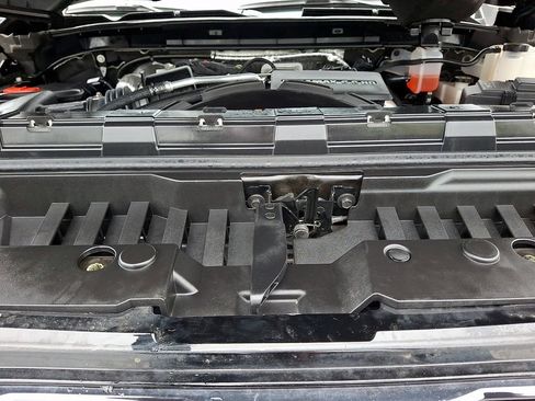 Certified 2025 GMC Sierra 2500 Denali Ultimate AWD/4WD image 27