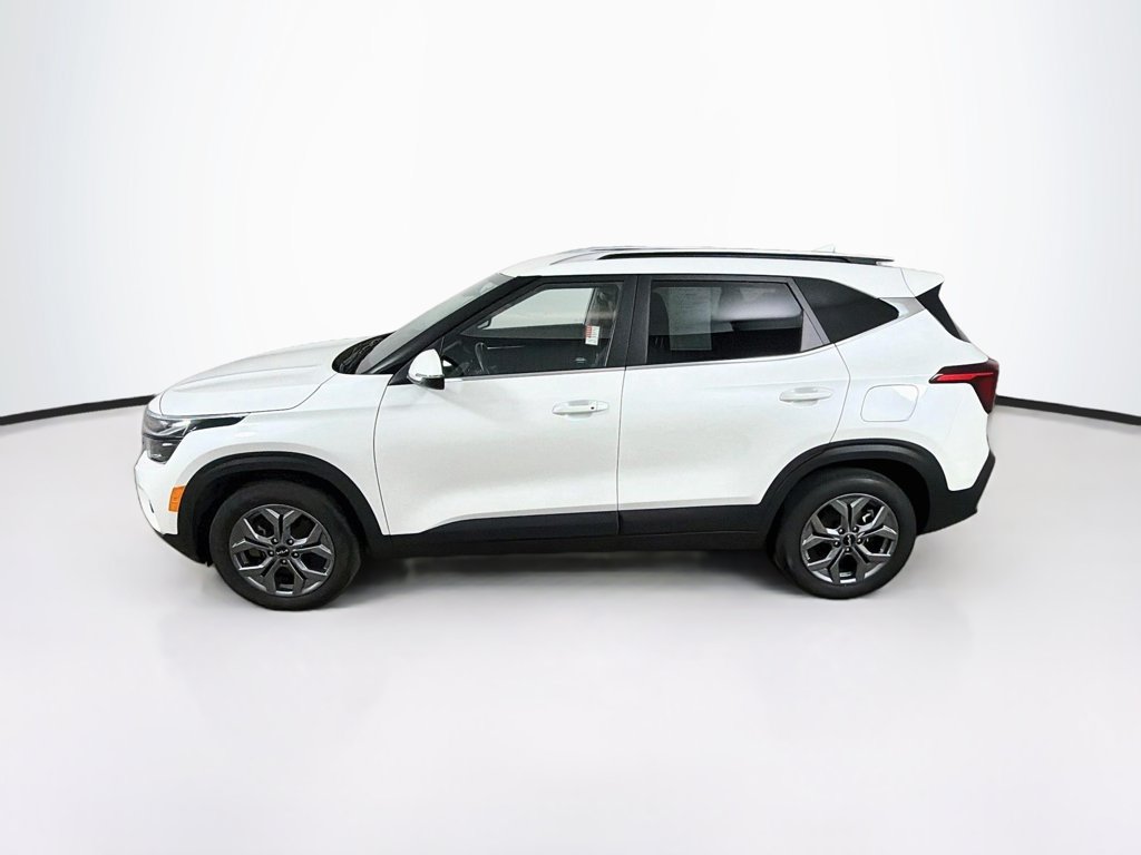 Used 2024 Kia Seltos S AWD/4WD image 8