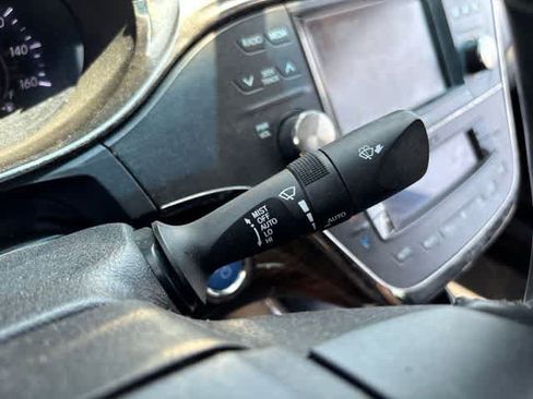 Used 2013 Toyota Avalon Limited FWD image 15