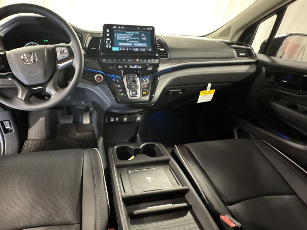 New 2026 Honda Odyssey Elite image 3
