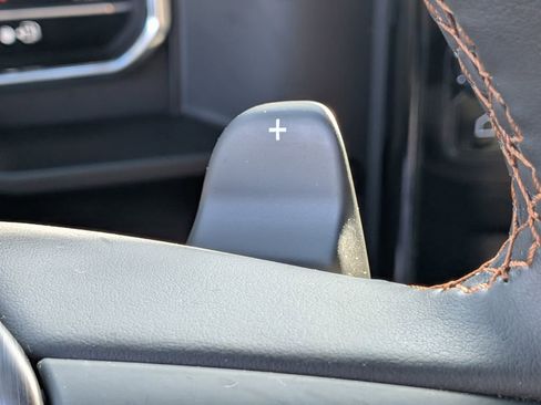 Used 2025 GMC Sierra 1500 AT4 image 32