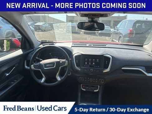 Used 2022 GMC Terrain SLE w/ Driver Convenience Package AWD/4WD image 12